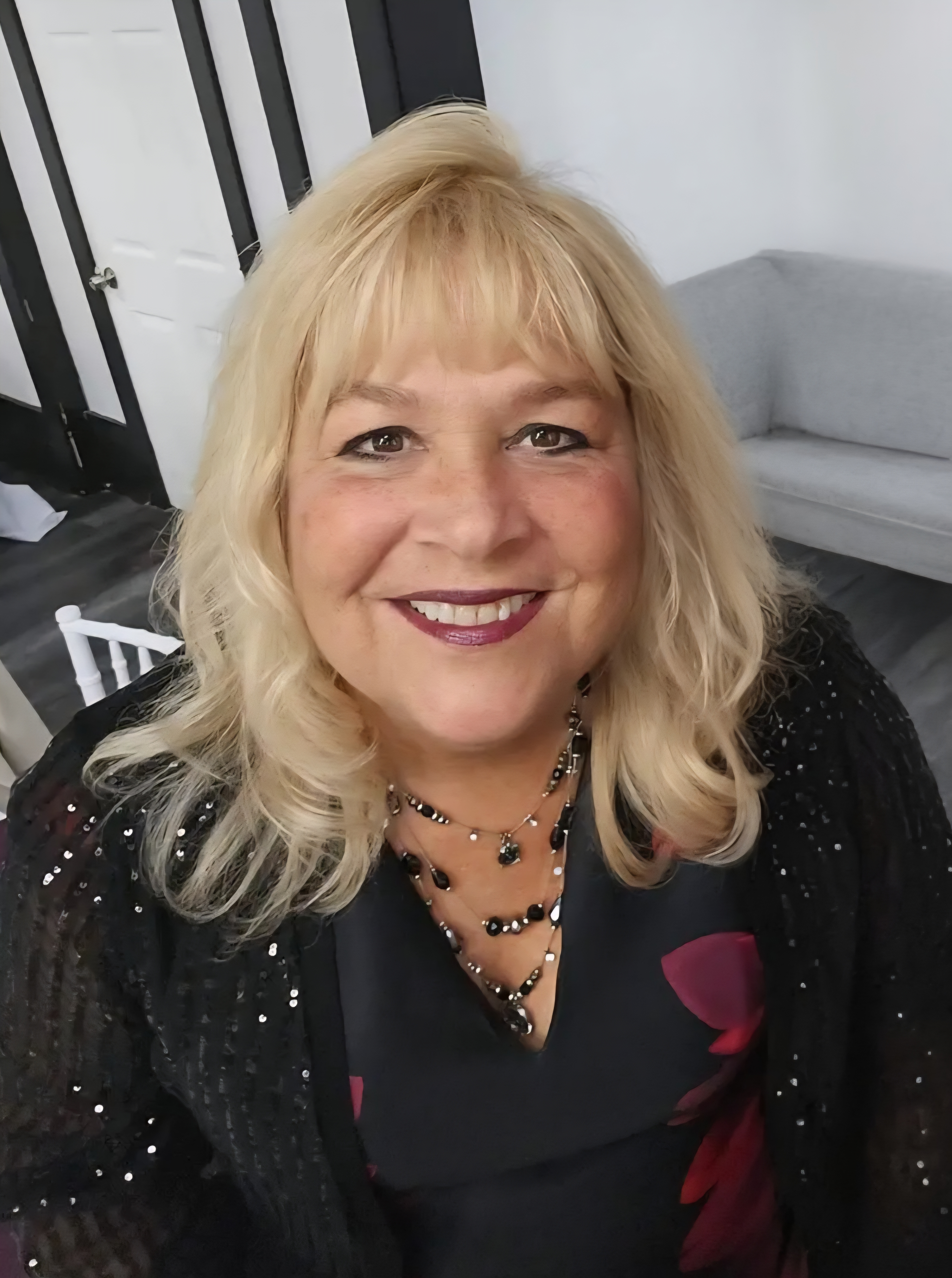 Marjorie Flores