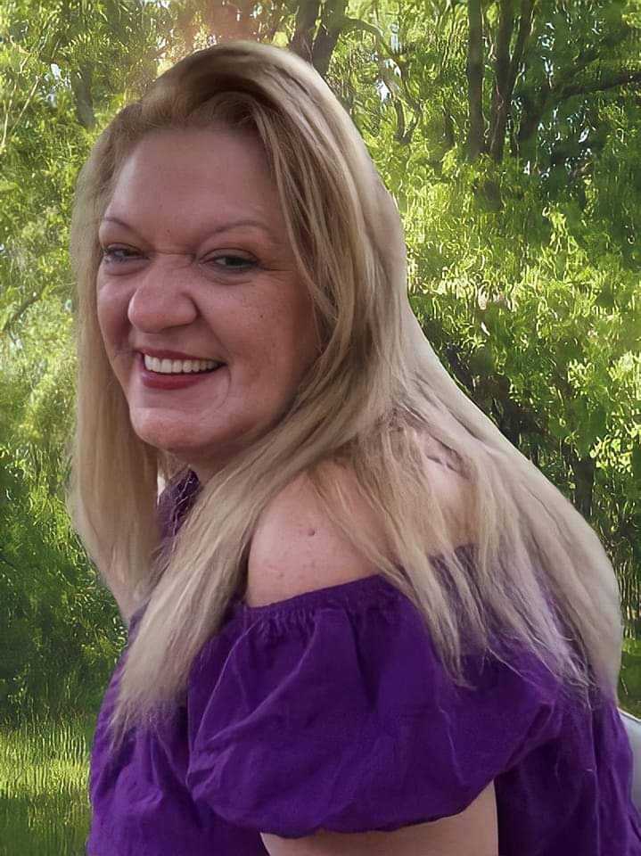 Loucinda Davis
