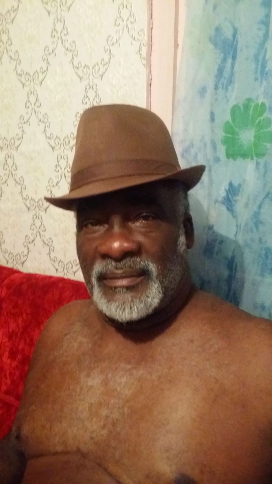 Robert Neil